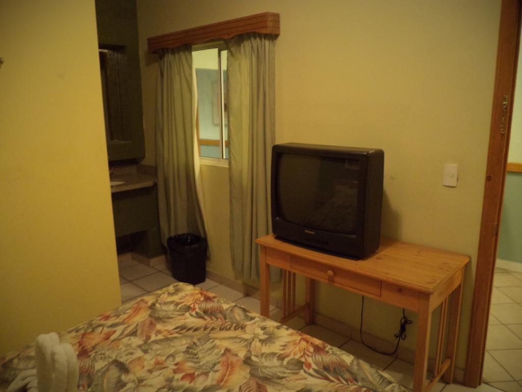 Hotel Diaz Tijuana Room photo